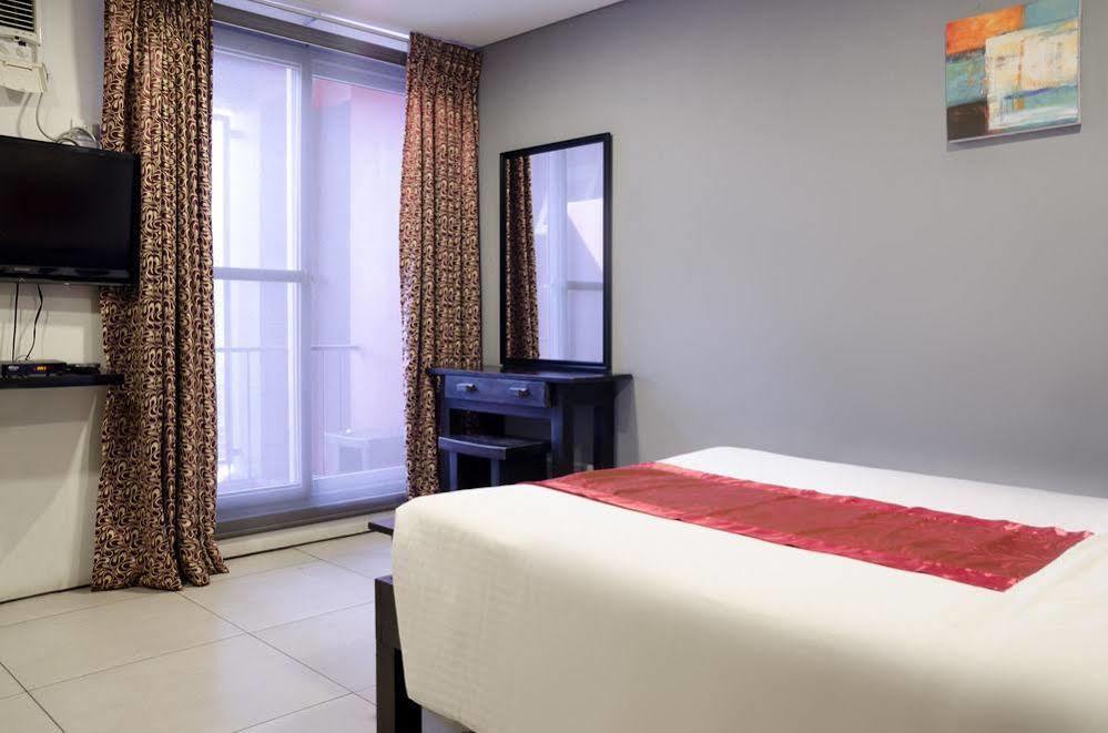 Zen Rooms Santa Cruz Makati City Buitenkant foto
