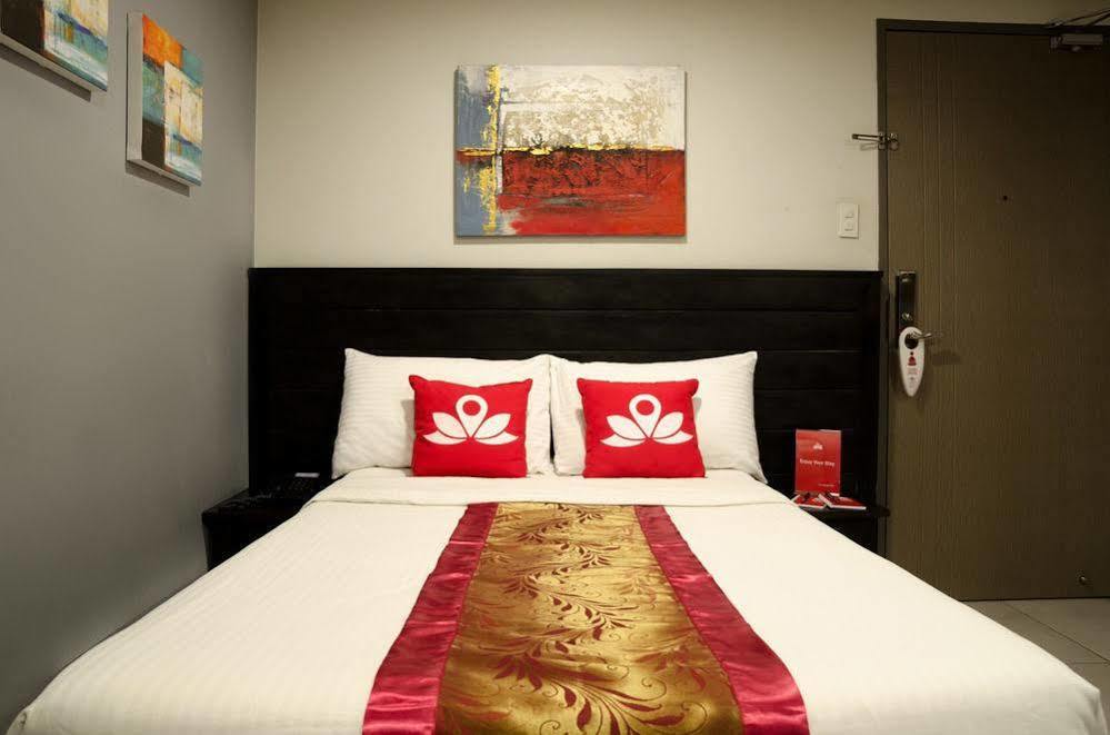 Zen Rooms Santa Cruz Makati City Buitenkant foto