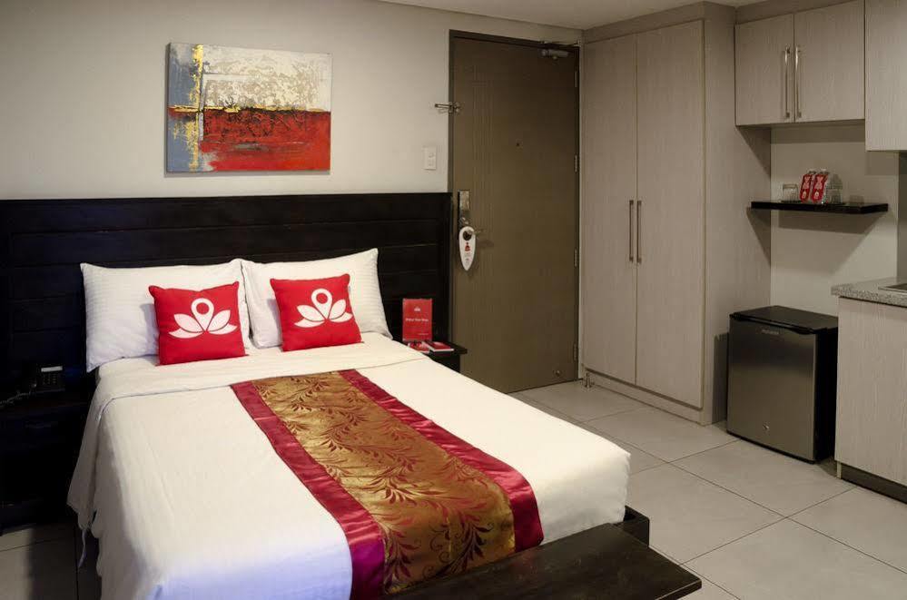 Zen Rooms Santa Cruz Makati City Buitenkant foto